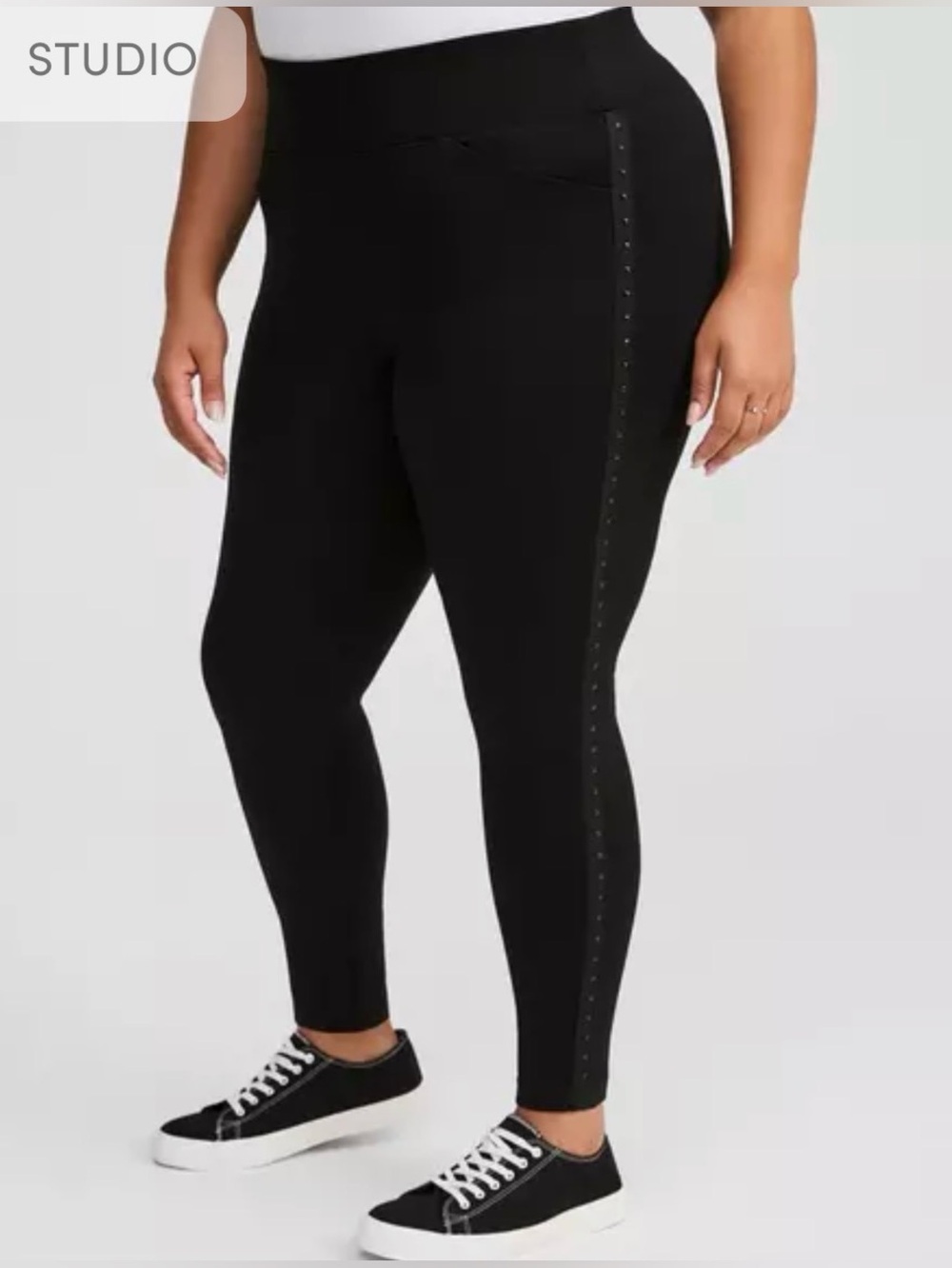 EUC- Torrid ‘Pixie Studio Luxe’ High-Rise Ponte Leggings w/Studded Tuxedo Side